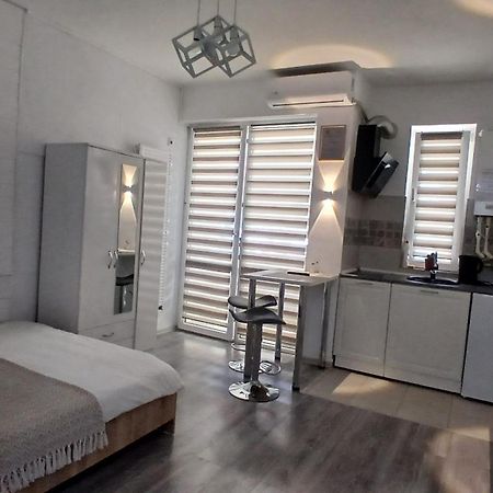 Apartmán Sfanta Agnes Self Check In Popesti-Leordeni Exteriér fotografie