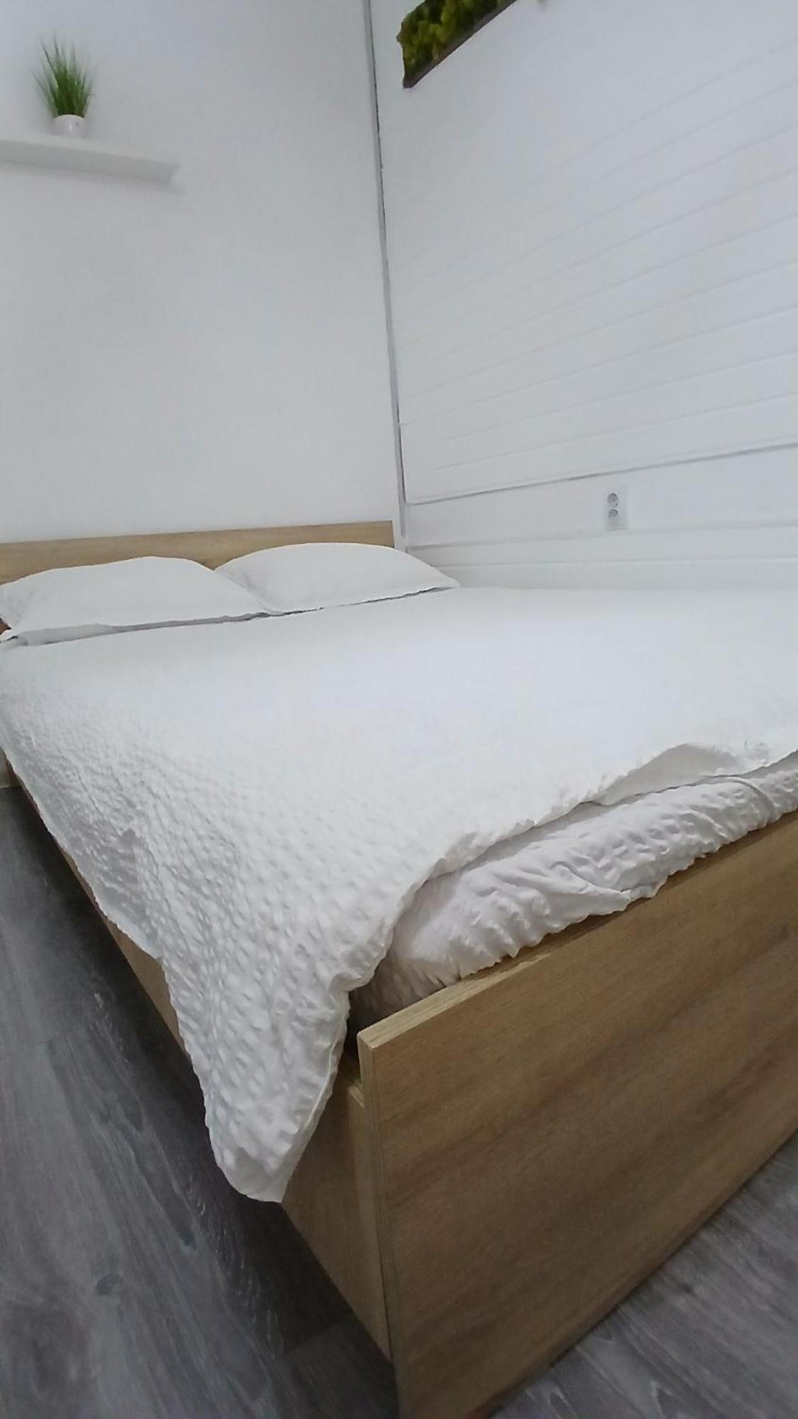 Apartmán Sfanta Agnes Self Check In Popesti-Leordeni Exteriér fotografie
